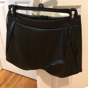 Faux leather envelope skort
